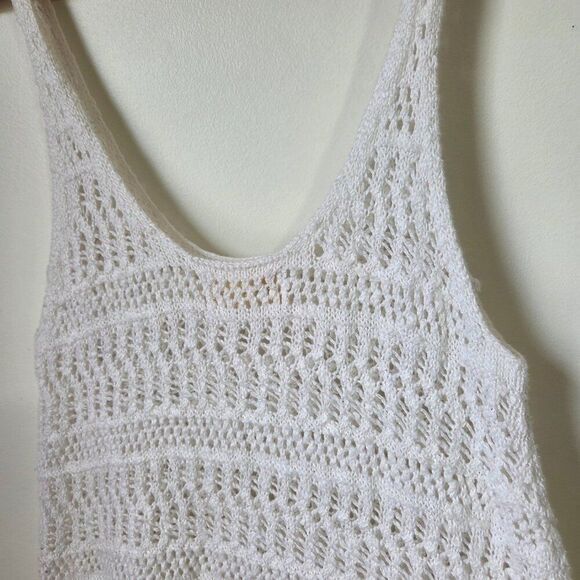 EUC HOLLISTER SCOOP NECK CROCHET TANK TOP SIZE M - Picture 5 of 14